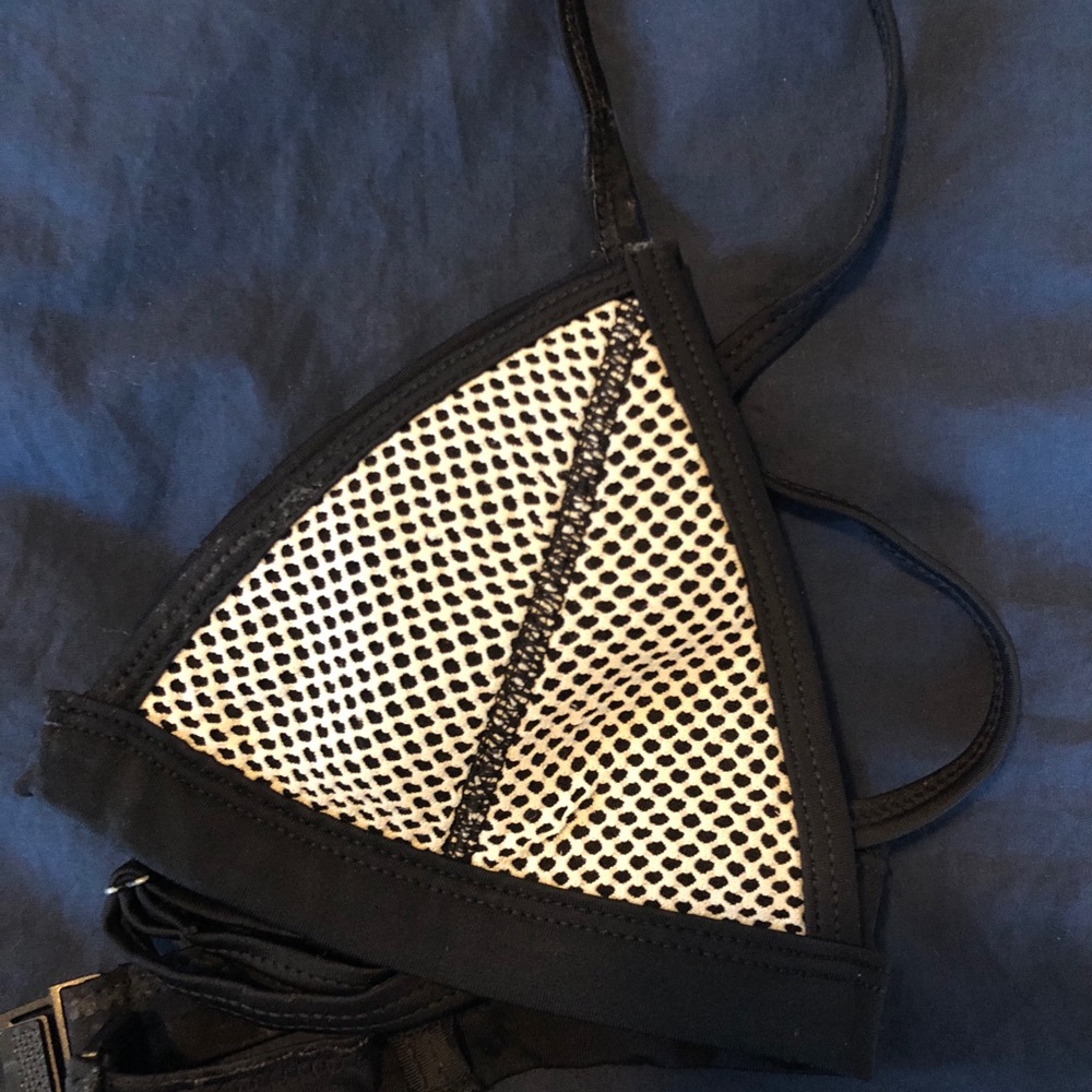 Traingl Top - Picture 4 of 5